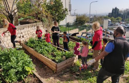 הפנינג בגינה קהילתית בחיפה